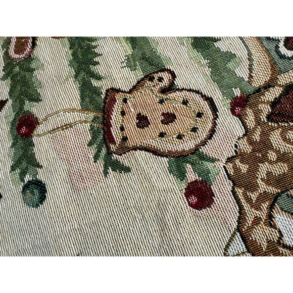 Christmas tapestry blanket, tree, holly, toys lightweight LARGE 50 x 60 - Picture 3 of 9